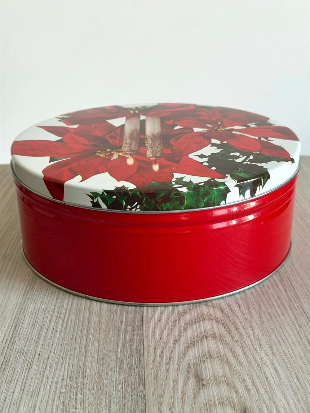 Vintage round decorative